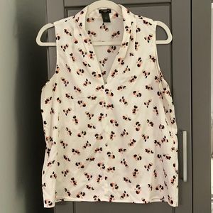 Ann Taylor V Neck Shell Tank